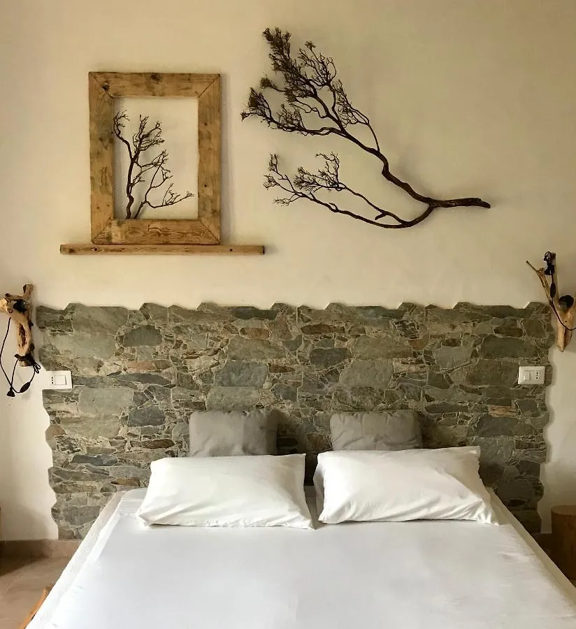 I Ginepri Bed and Breakfast Teulada 0*,  Italia